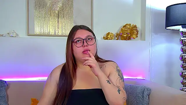 LillianKim online show from 09/14/25, 07:03