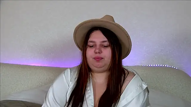 LillianKim online show from 10/09/25, 06:41