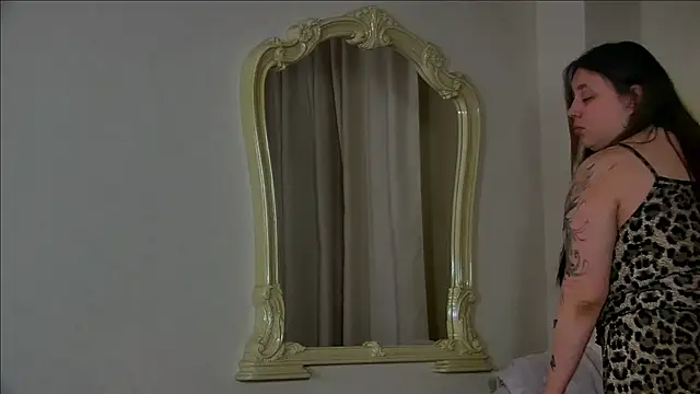 LillianKim online show from 09/22/25, 06:36