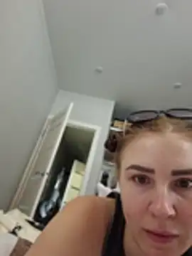 92yourbitch922 online show from 05/04/26, 10:51
