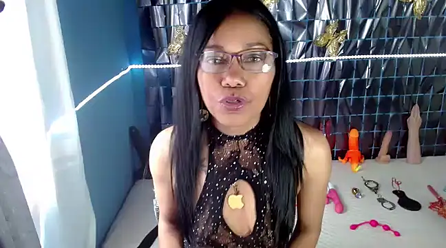 Snapshot of sasha_brown23 chatting on 03/12/25, 07:25 sasha brown23 online show from 03/12/25, 07:25