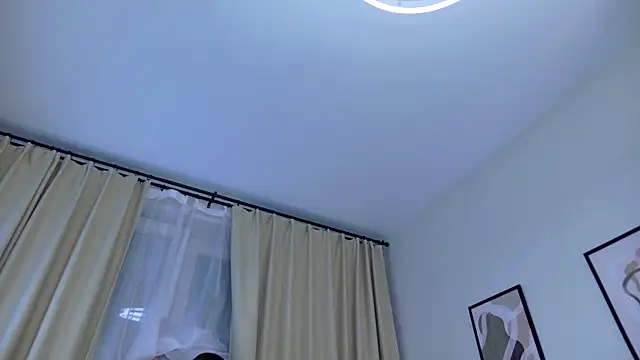 KylieLips online show from 03/17/26, 06:00