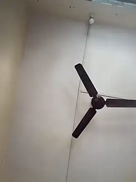 sushilbhosale667 online show from 09/18/25, 04:26