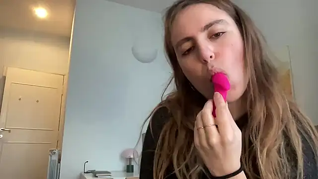 Mollyy998 online show from 01/06/26, 07:12