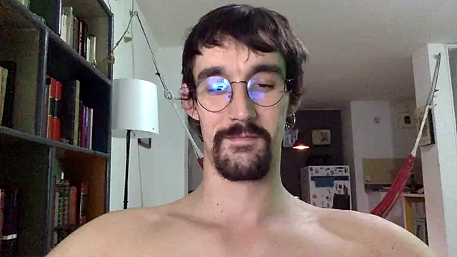 Snapshot of fazzbinderr chatting on 10/09/25, 04:02 fazzbinderr online show from 10/09/25, 04:02