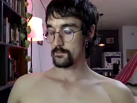 Snapshot of fazzbinderr chatting on 12/11/24, 04:49 fazzbinderr online show from 12/11/24, 04:49