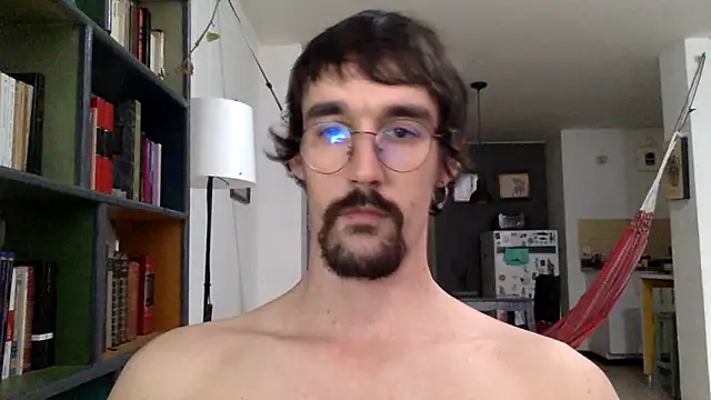 Snapshot of fazzbinderr chatting on 10/16/25, 10:29 fazzbinderr online show from 10/16/25, 10:29