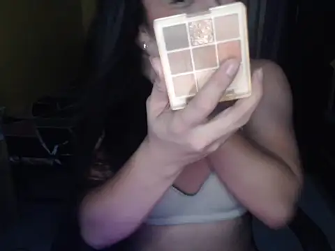 Snapshot of MissFoxylady chatting on 05/30/26, 05:29 MissFoxylady online show from 05/30/26, 05:29