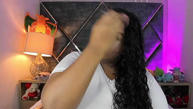 DannaFalco25 online show from 10/15/25, 08:39
