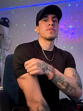 strongboy  online show from 12/02/25, 01:13