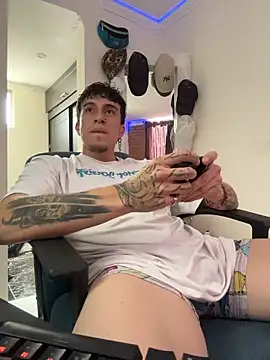 strongboy  online show from 02/20/26, 05:59