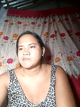 Snapshot of Sexiest_quen chatting on 02/20/26, 04:31 Sexiest quen online show from 02/20/26, 04:31