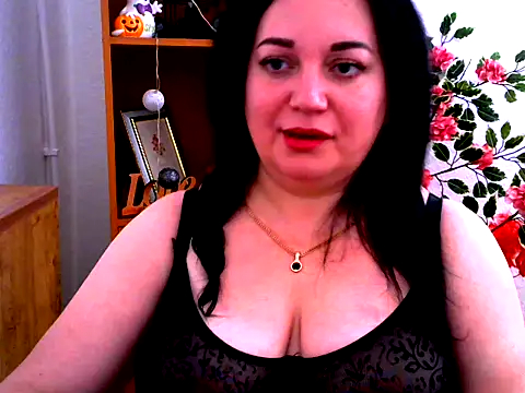 AmanaGi online show from 11/17/25, 04:33