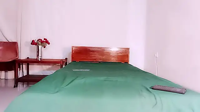 Madu 19 online show from 06/12/26, 11:52