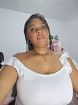 Snapshot of collegechica chatting on 02/21/26, 06:26 collegechica online show from 02/21/26, 06:26