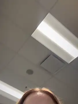 Snapshot of cinnatitties chatting on 10/27/25, 06:53 cinnatitties online show from 10/27/25, 06:53