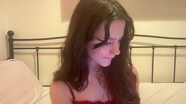 crystalsbaby online show from 03/03/25, 07:24