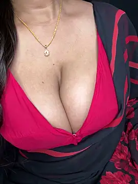 love pihu online show from 11/25/25, 03:18