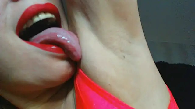 Snapshot of GreatRedHead1 chatting on 12/29/24, 04:59 GreatRedHead1 online show from 12/29/24, 04:59