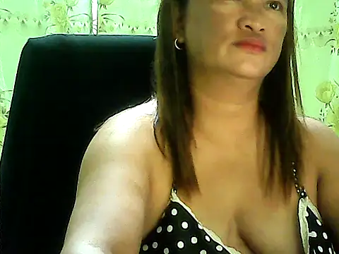 hott scarlett online show from 12/22/25, 11:38