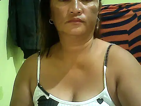 Snapshot of hott_scarlett chatting on 07/01/26, 01:39 hott scarlett online show from 07/01/26, 01:39