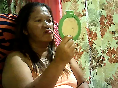 Snapshot of hott_scarlett chatting on 06/06/26, 04:56 hott scarlett online show from 06/06/26, 04:56