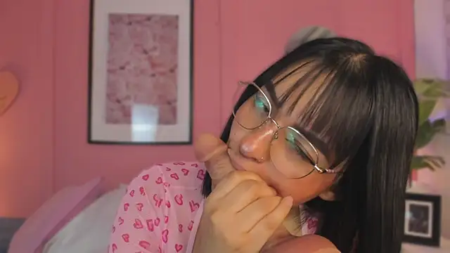SoySaraa online show from 05/29/26, 06:08