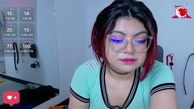 Snapshot of Catwhite_ chatting on 03/20/25, 03:25 Catwhite online show from 03/20/25, 03:25