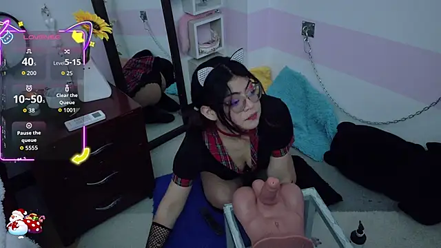 Catwhite  online show from 12/02/25, 05:03