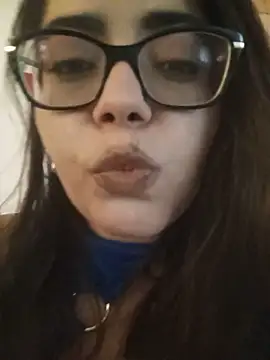 AriaRussell online show from 05/16/26, 10:47