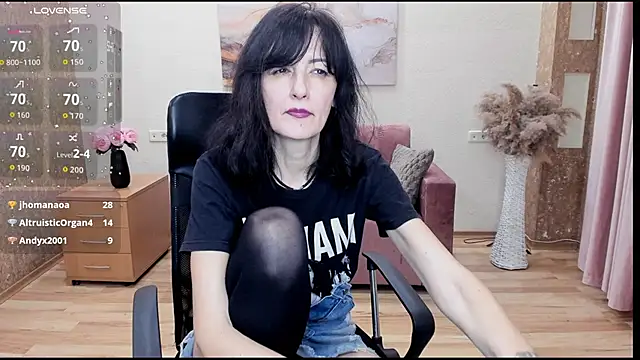 Dana Haliti online show from 04/12/26, 05:49