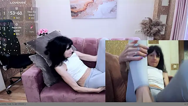 Snapshot of Dana_Haliti chatting on 05/25/26, 12:04 Dana Haliti online show from 05/25/26, 12:04