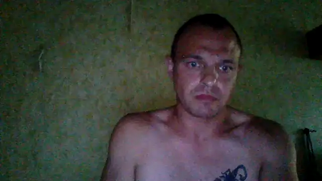 Snapshot of alex88988 chatting on 06/18/26, 04:56 alex88988 online show from 06/18/26, 04:56
