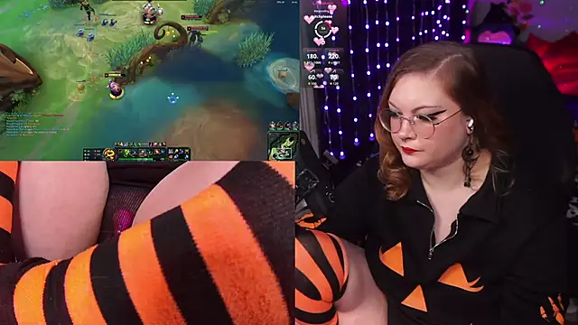 evamila online show from 11/05/25, 12:14