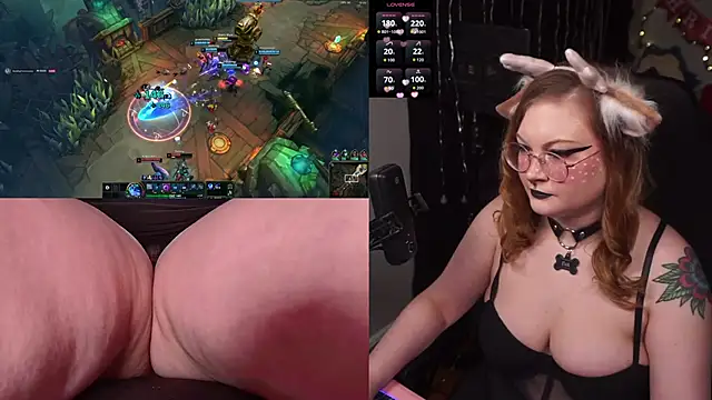 evamila online show from 11/15/25, 02:04