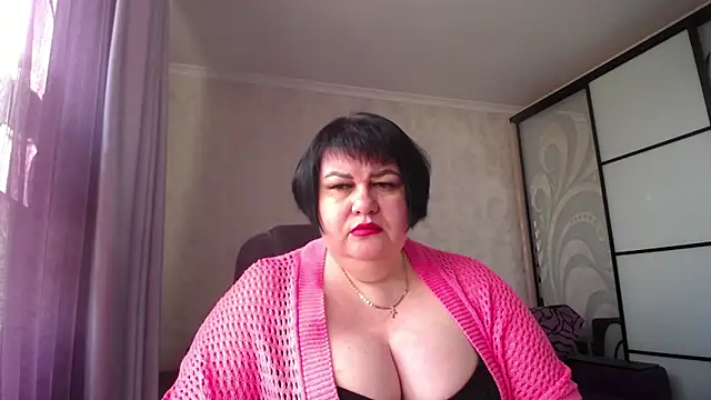 JuicyLady Di online show from 04/30/26, 05:36