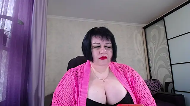 JuicyLady Di online show from 04/04/26, 05:14