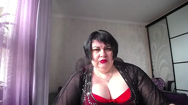 JuicyLady Di online show from 05/30/26, 05:58