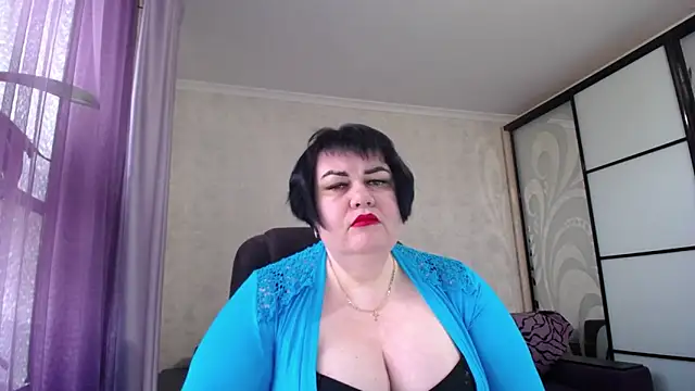 JuicyLady Di online show from 04/15/26, 04:51