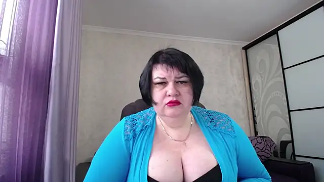 JuicyLady Di online show from 02/26/26, 06:13