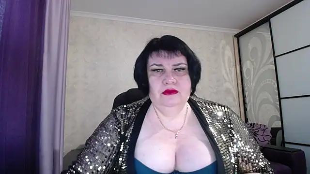 JuicyLady Di online show from 01/10/26, 06:09