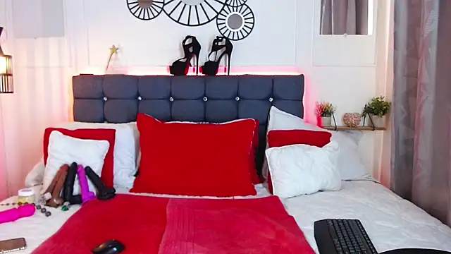 Snapshot of Ashley_Beenson chatting on 09/25/25, 02:12 Ashley Beenson online show from 09/25/25, 02:12