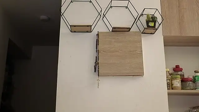 maya hottt online show from 11/26/25, 09:53