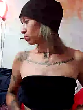 fablob23 online show from 04/22/26, 02:51