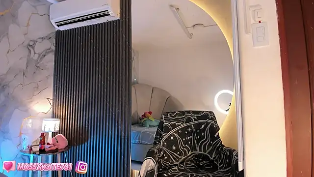 Katemoss70 online show from 03/11/25, 06:30