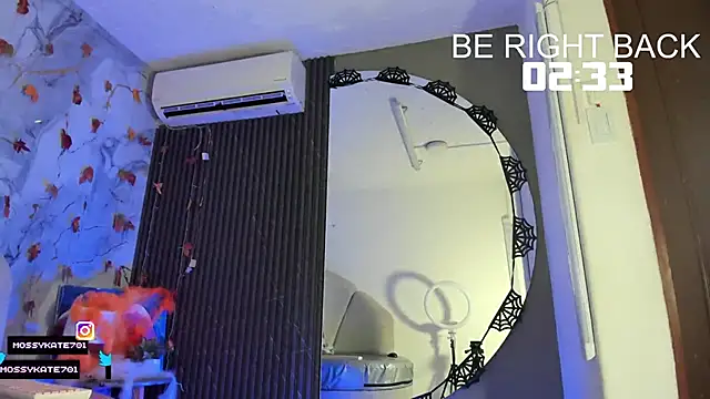 Katemoss70 online show from 10/25/25, 12:50