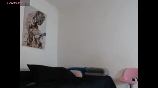 Corina Ts online show from 11/19/25, 12:38