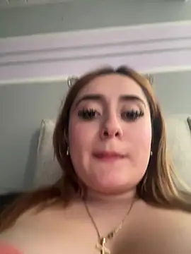 Snapshot of Sam_Thompsoon_ chatting on 02/03/25, 09:18 Sam Thompsoon online show from 02/03/25, 09:18
