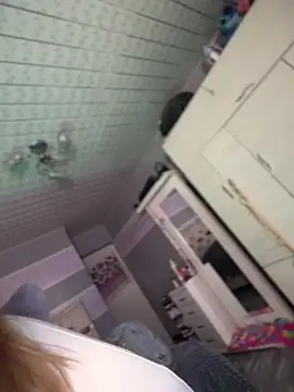 Sam Thompsoon  online show from 03/06/26, 03:23