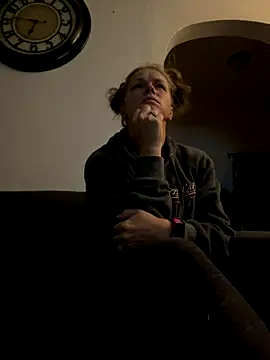 bustybunny25 online show from 10/25/25, 04:22